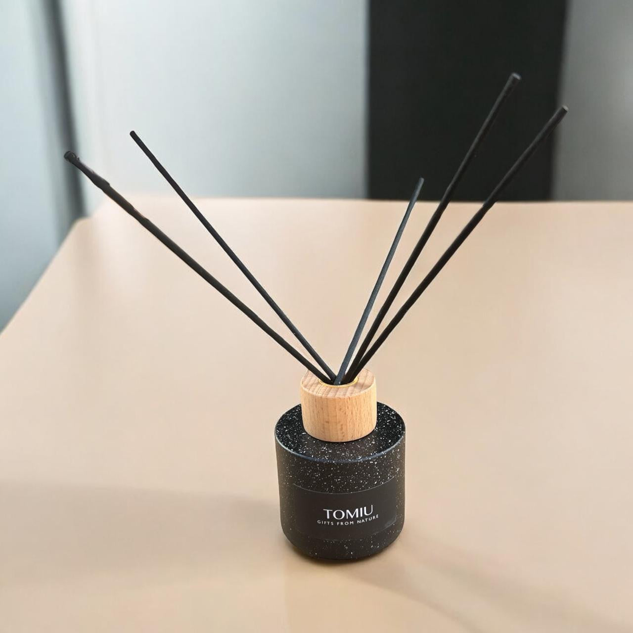 Tomiu Reed Diffuser - Spring Lily